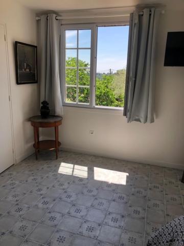 Nimes Calme Villa ภายนอก รูปภาพ